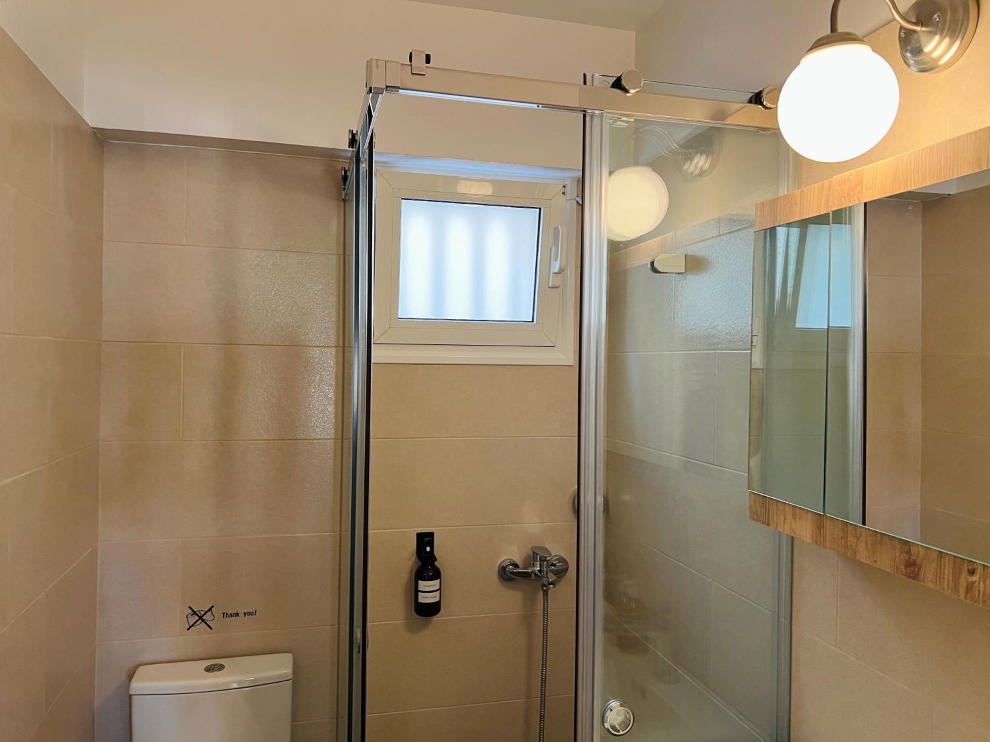 Vasilias Home Near Ath Airport Коропион Екстериор снимка